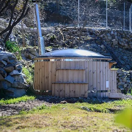 Serenity Mountain Askas