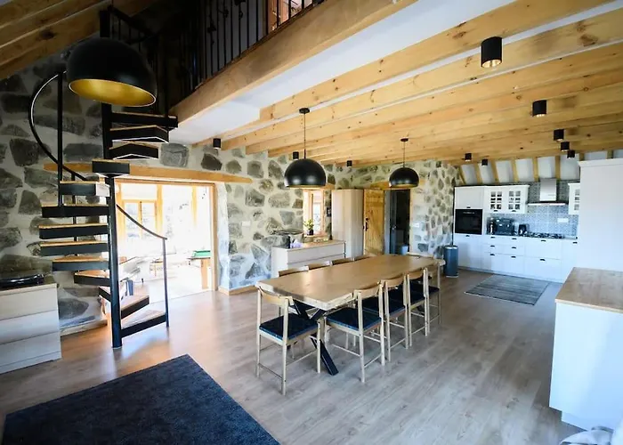 Semesterbostad Serenity Mountain Askas